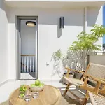 The Old Distillery - Premium Apartment