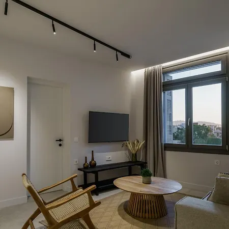 The Old Distillery - Premium Retimno