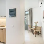 The Old Distillery - Premium Apartment