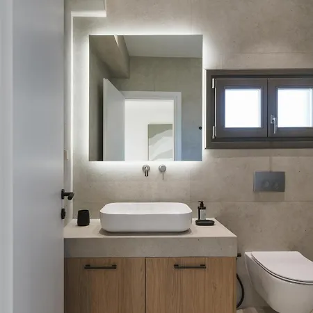 The Old Distillery - Premium * Ρέθυμνο