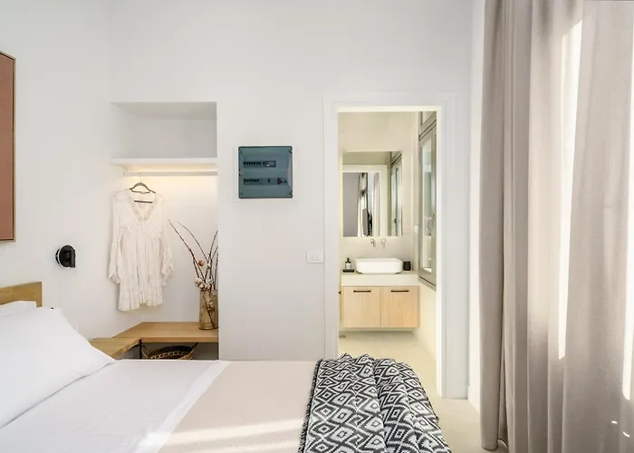 The Old Distillery - Premium Apartment