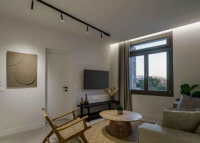 The Old Distillery - Premium Rethymno (Crete)