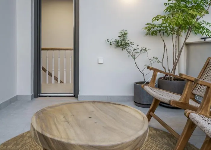 The Old Distillery - Premium *